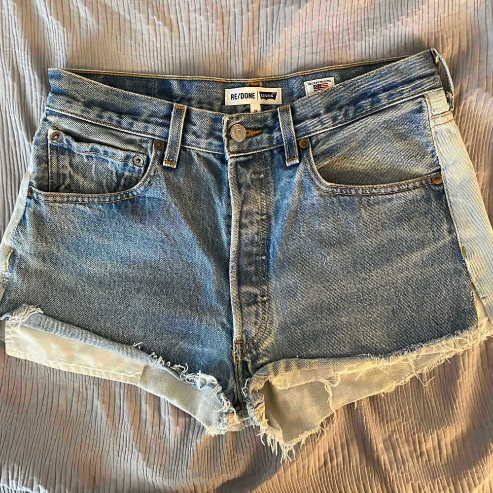 Re/Done Levi’s two tone shorts size 26